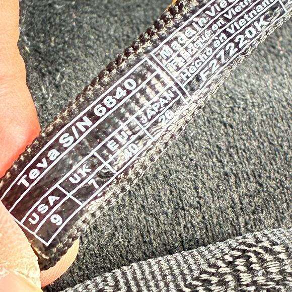 Teva Olowahu Black Thong Sandals Slip On Comfort Flip Flops 6840 Women’s Size 9 - Picture 8 of 9